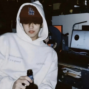 三角洲骇爪被❌❌爆乳
