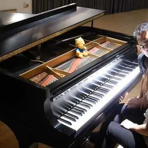 三角洲骇爪被❌❌爆乳
